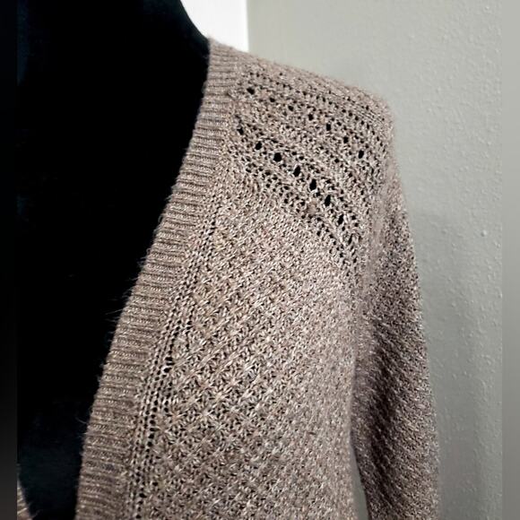 American Eagle Outfitter brown light knit long sleeve Cardigan size small - Picture 3 of 13